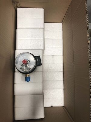 4-Zoll- (100 mm) elektrische Kontaktdruckmessgerät mit doppelter Grenzregelung und 380V 10VA für die Automatisierung